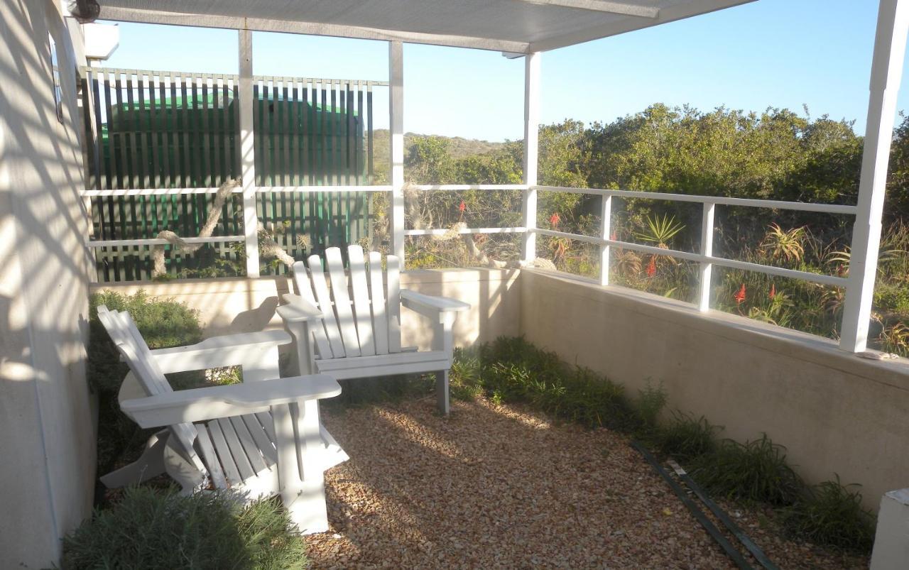 Appartamento Charlotte House Stilbaai Esterno foto