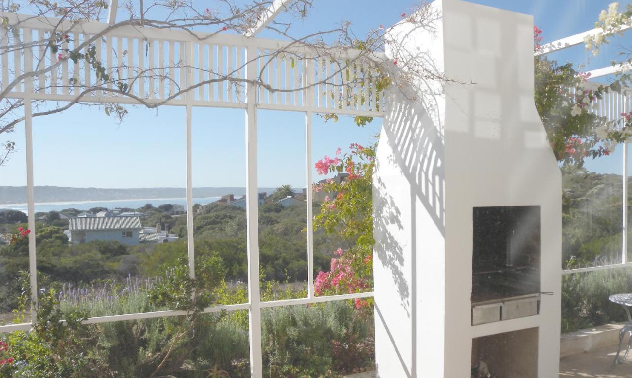 Appartamento Charlotte House Stilbaai Esterno foto